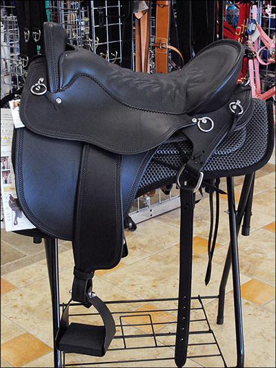 TK-146-711-3153-21-TUCKER SADDLES RIVER SADDLE 17.5: SEAT