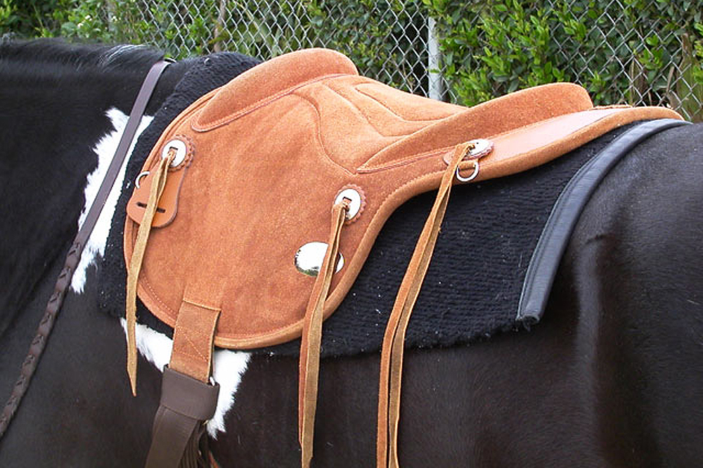 CP200 Baretek Natural Horsemanship Bareback Treeless Leather Saddle