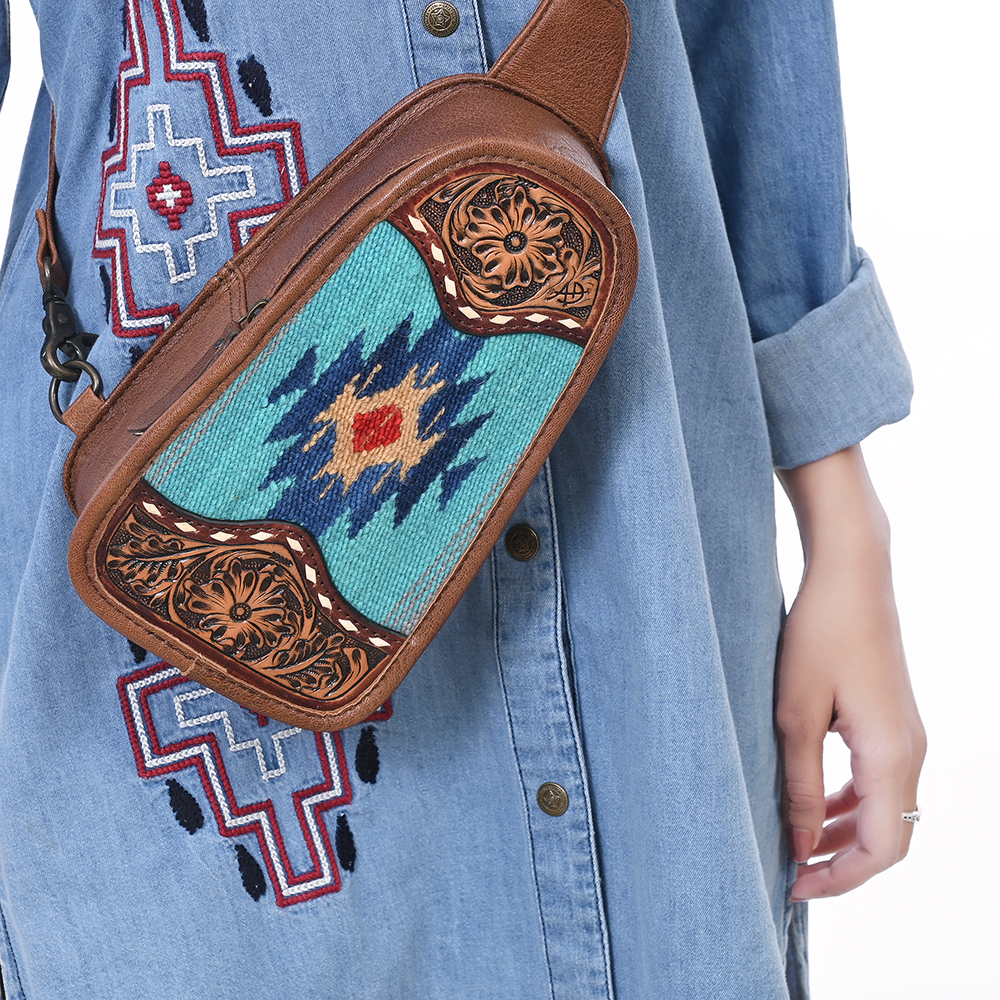 Borsa da donna AD American Darling Sling a mano in lana riciclata vera pelle - Foto 24 di 34